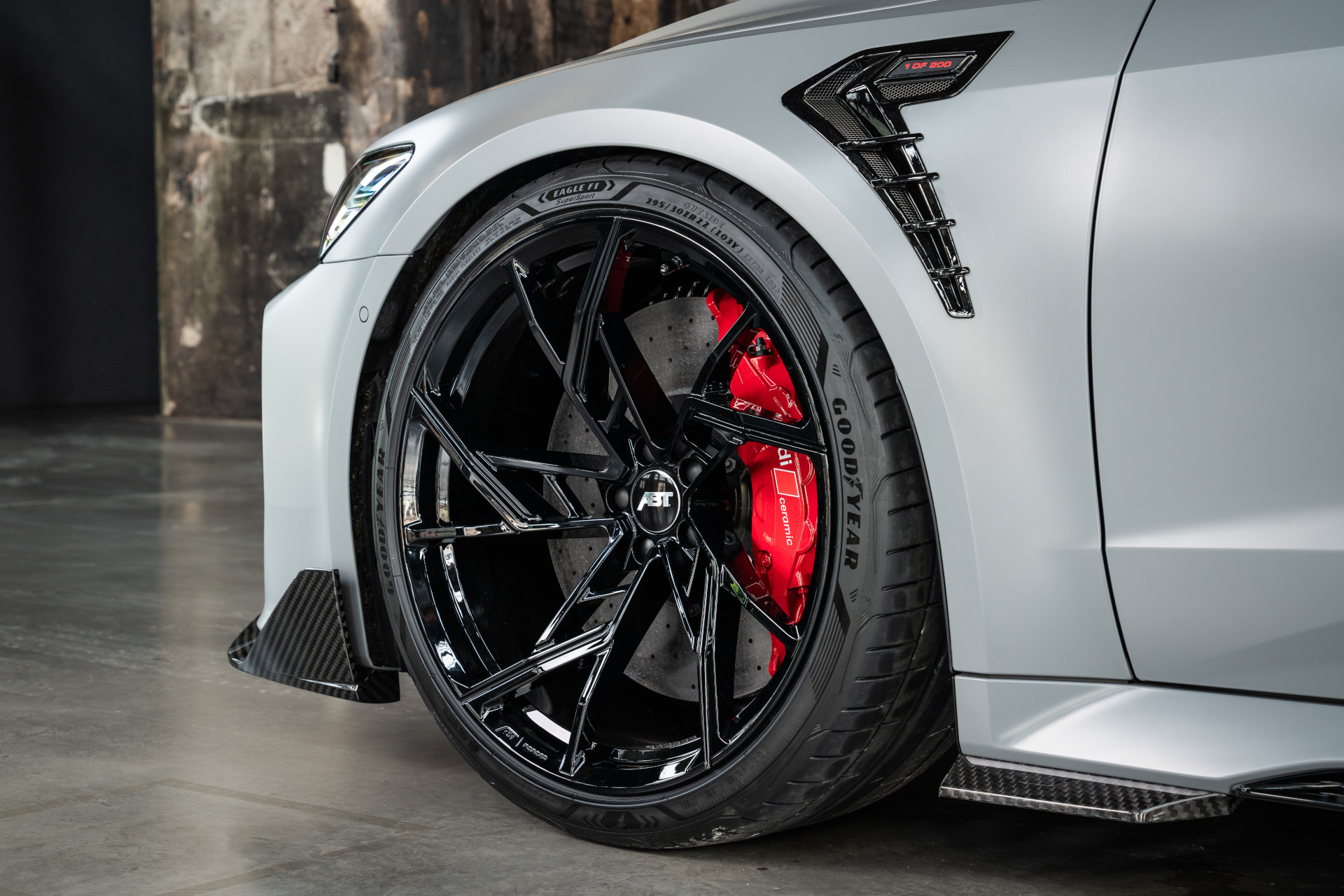 Close-up of rim