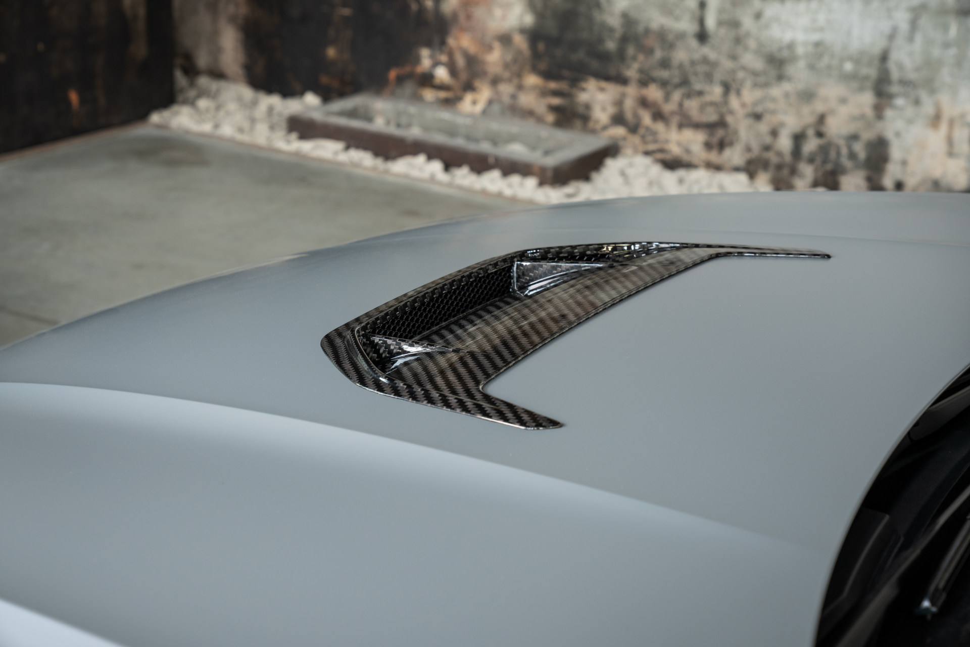 Close-up of bonnet